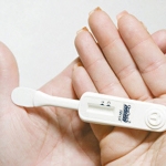 Anvisa aprova norma que autoriza venda de teste de HIV em farmácia